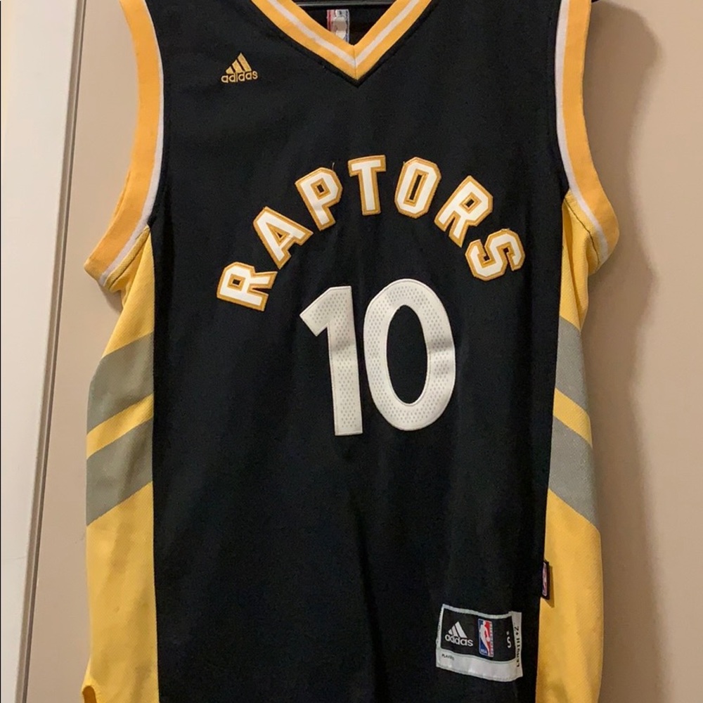 DeRozan Toronto Raptors “we the north” jersey